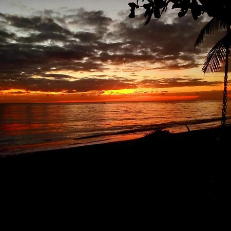 Bali North Beach B&B Tianyar Exterior foto