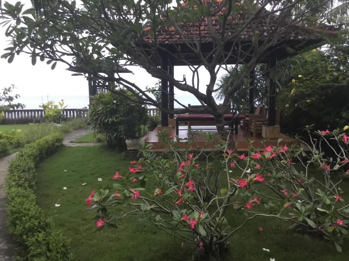 Bali North Beach B&B Tianyar Exterior foto