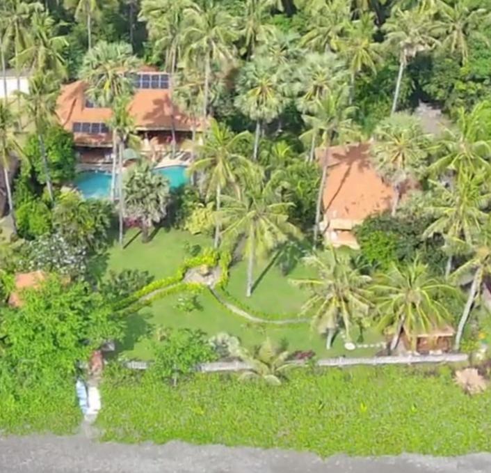 Bali North Beach B&B Tianyar Exterior foto